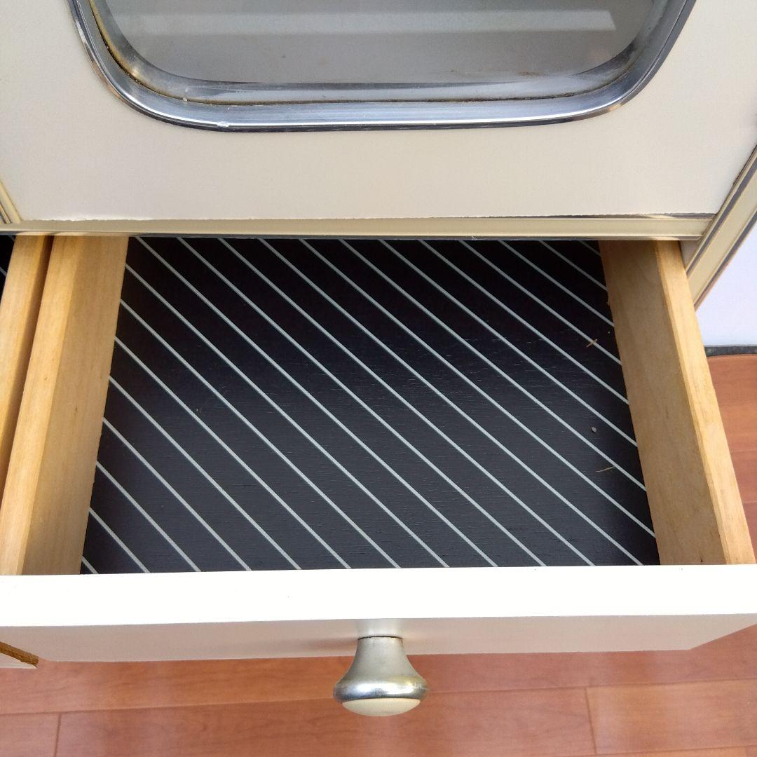 レトロポップ　食器棚　アーチ型　飾り棚