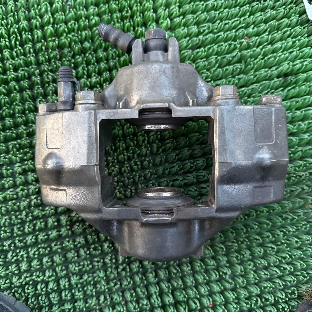 SUBARU リヤブレーキキャリパーセット