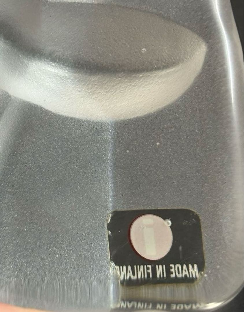  ヨルマ・ヴェンノラ \"Äiti ja lapsi\" ガラスの置物