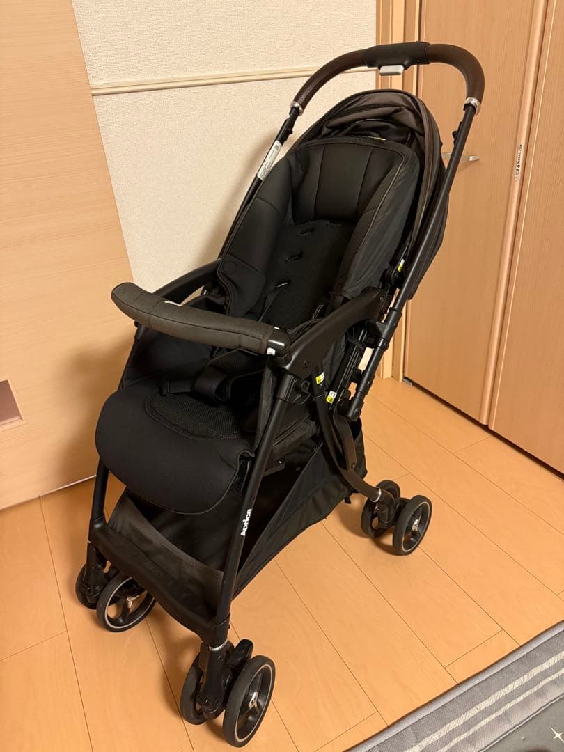 Aprica アップリカ ラクーナクッションフリー AB 2022年ブラック