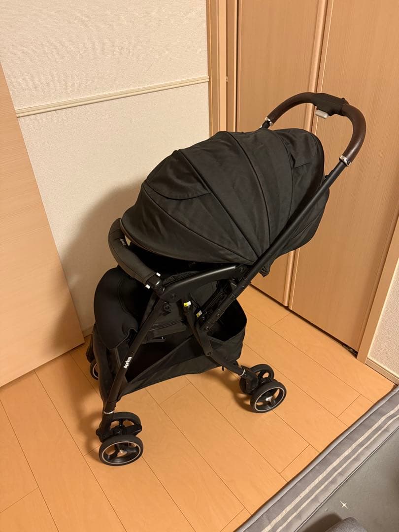 Aprica アップリカ ラクーナクッションフリー AB 2022年ブラック