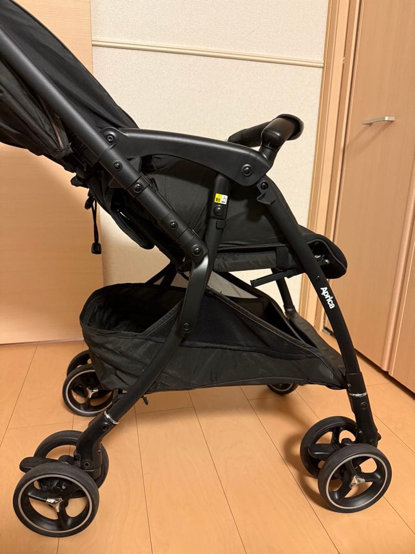 Aprica アップリカ ラクーナクッションフリー AB 2022年ブラック