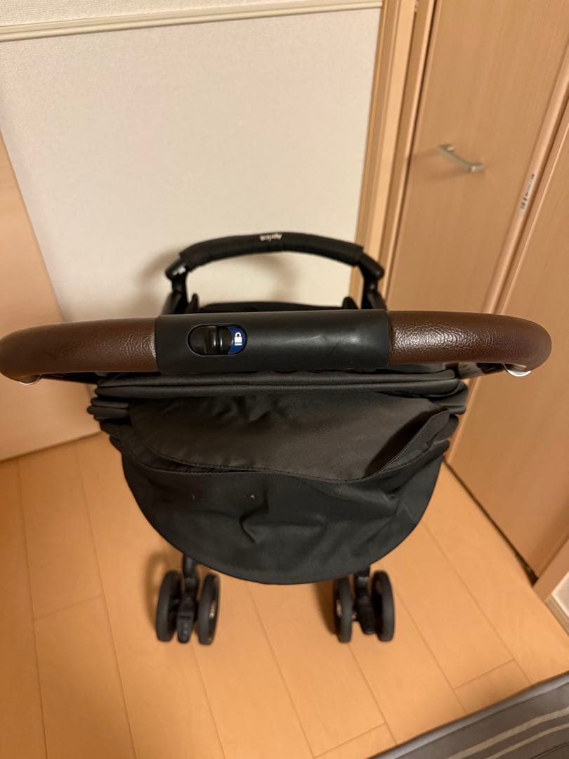 Aprica アップリカ ラクーナクッションフリー AB 2022年ブラック