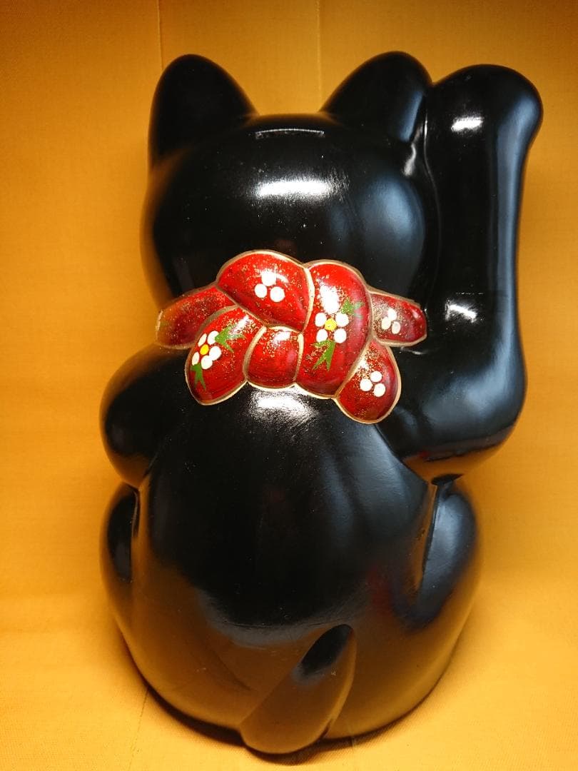 【美品】猫　黒猫　招き猫　陶器　置物　インテリア　工芸品　美術品　A1049