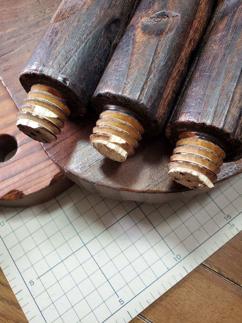 ヴィンテージ✨スペイン製三つ脚スツール店舗什器花台折り畳み式アニマルチェア3点✨