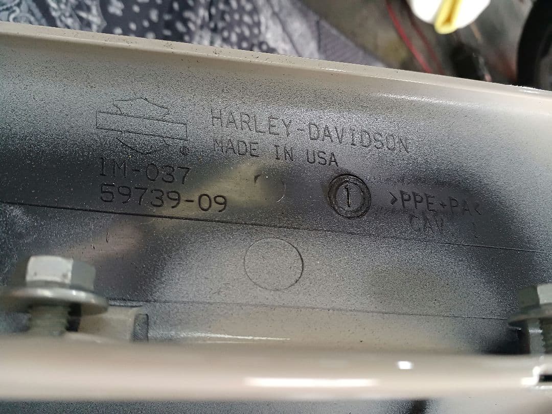 ハーレーFLTRX純正リヤフェンダーとてもきれい