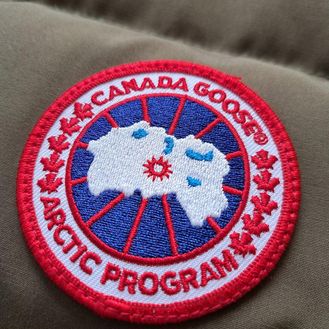 【クリーニング済】  オリーブ ダウンベスト GARSON