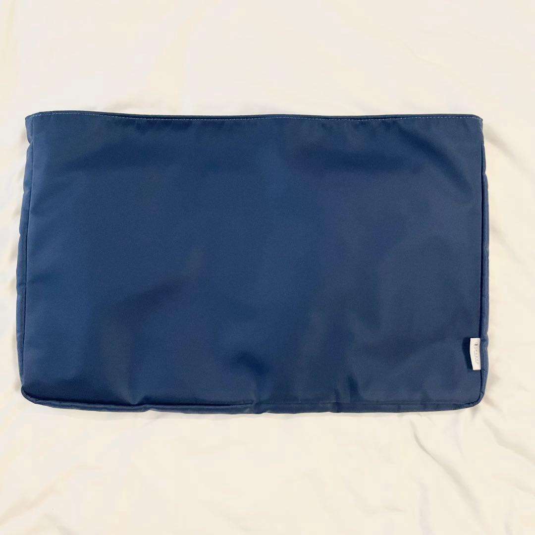 ファミリア　familiar レッスンバッグ　電車　車　バッグインバッグ