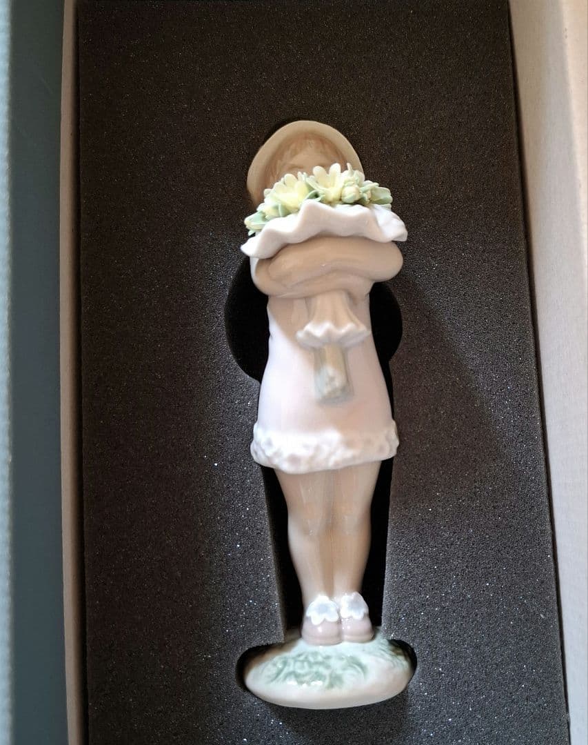 リヤドロ　あなたに花を