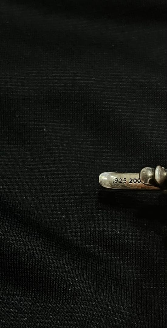 chearts タイニーファットクロス ダイヤ ペンダントトップ 似