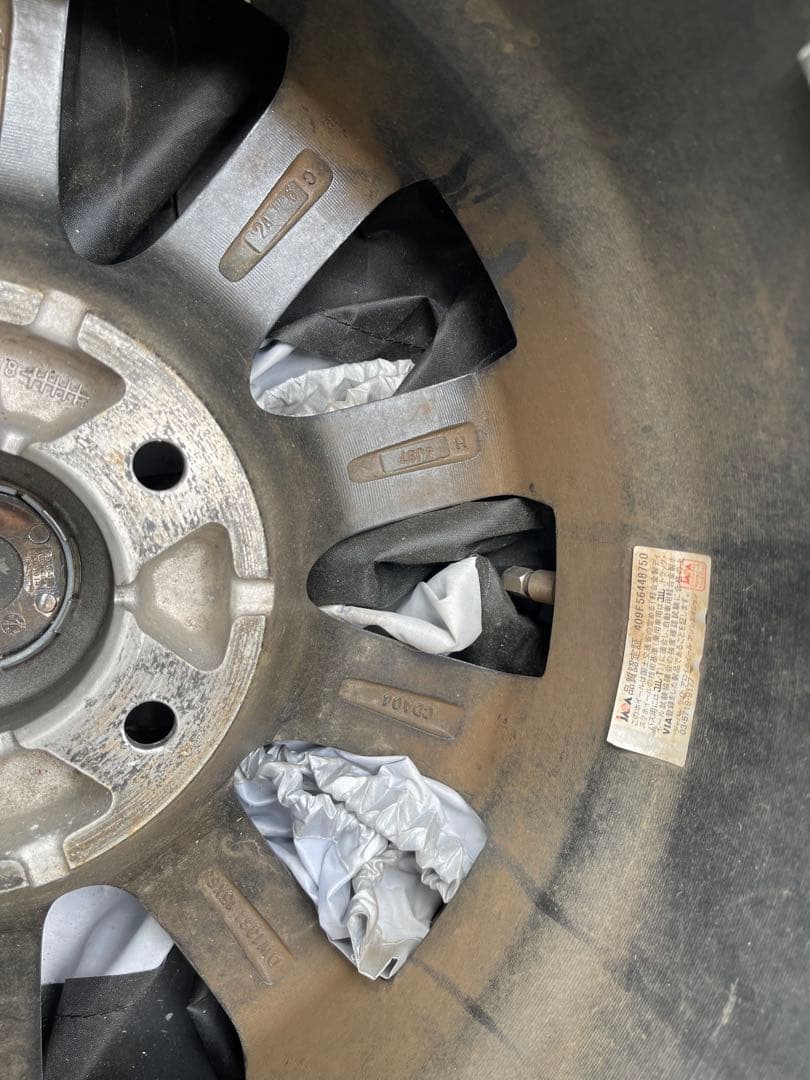 スタッドレスタイヤ 195/65R15 4本セット　セレナc27で使用ブリザック