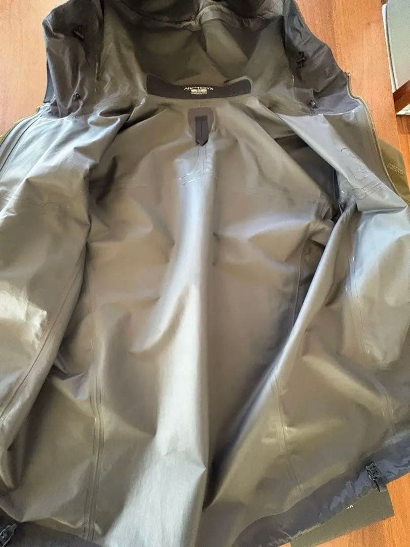 ARC’TERYXアークテリクス BETA SL Jacket GORE-TEX