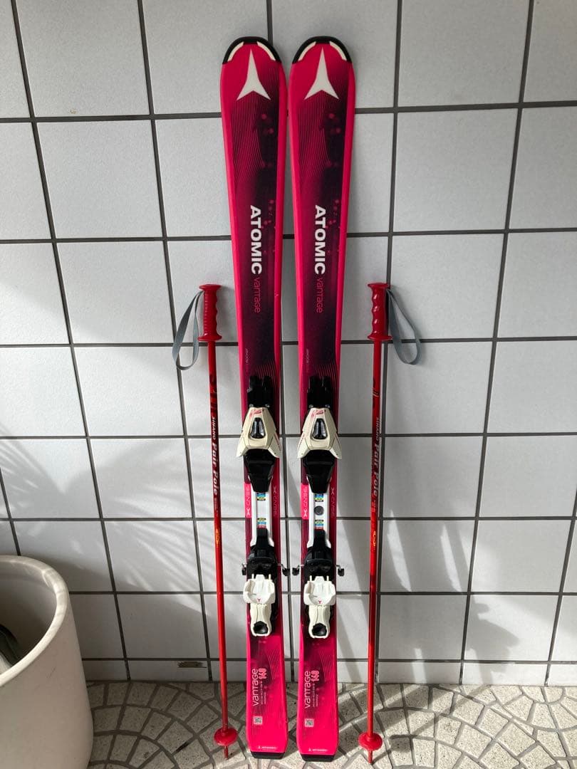 美品　子供用140㎝ ATOMIC X-Drive 8.0 スキーセット