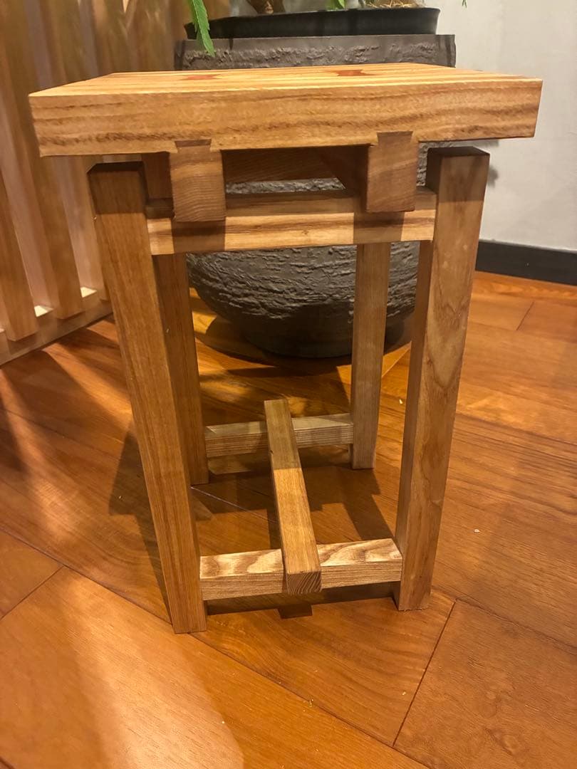 一点物　無垢材スツール