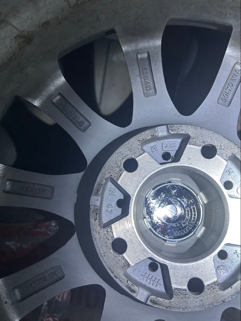 【最終値下げ】ブリザックDM-V1 215/65R16 98Qホイールセット4本