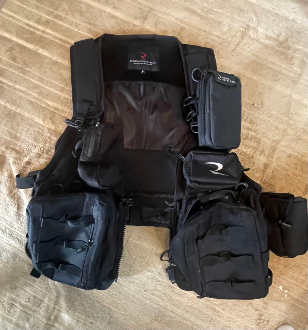 中古　タカミヤ　リアルメソッド　ゲームフローティングベスト　難あり