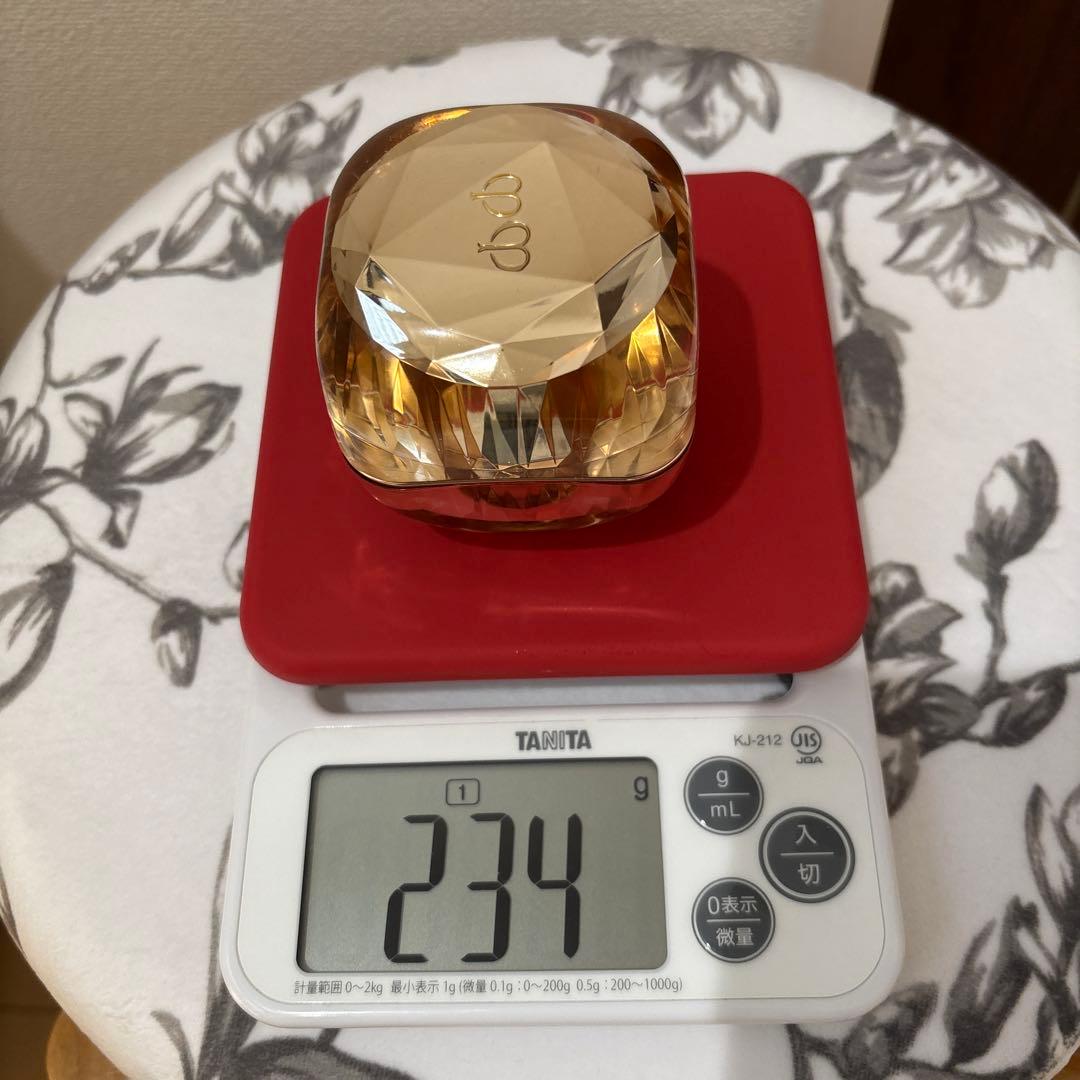 クレ・ド・ポー ボーテ ラ・クレーム 30g