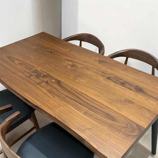 ダイニングテーブルセット　４人掛け　ウォールナット　新品