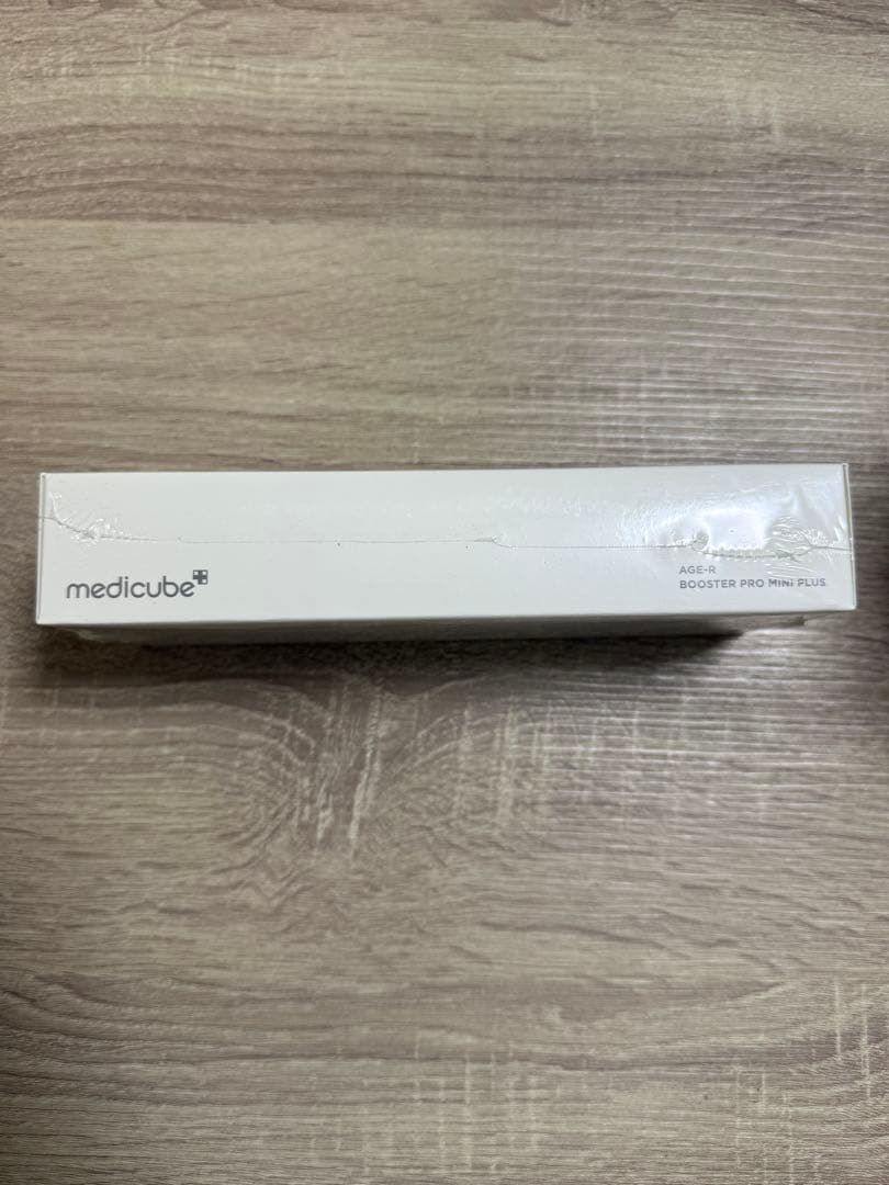 medicube ブースタープロミニプラス 美顔器