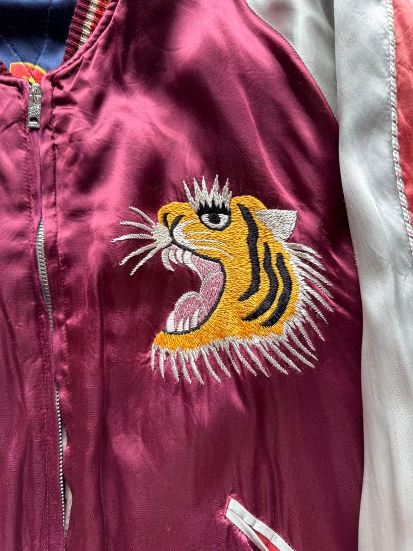 ヴィンテージ・ビンテージ品★ ウエアハウス刺繍スカジャンゴールド ワインレッド