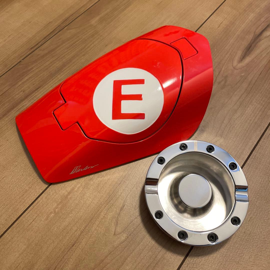 フェラーリ×マルボロ灰皿　インテリア