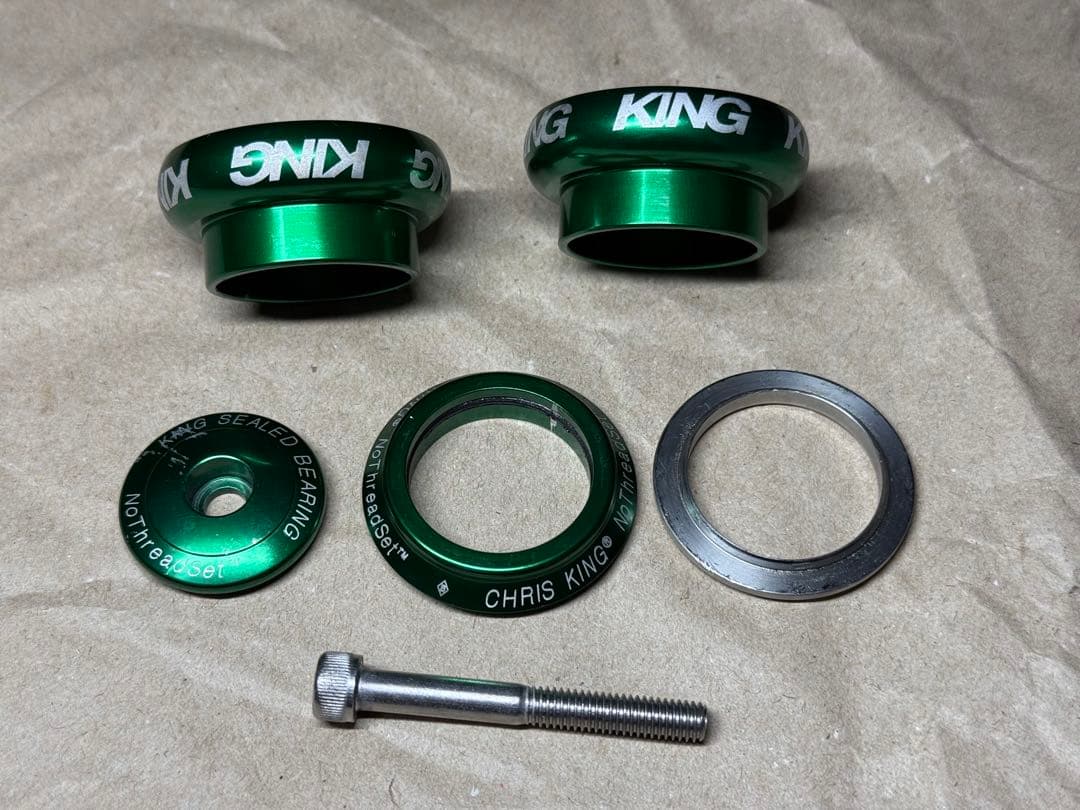 A*N様 クリスキング ヘッドパーツ グリーン