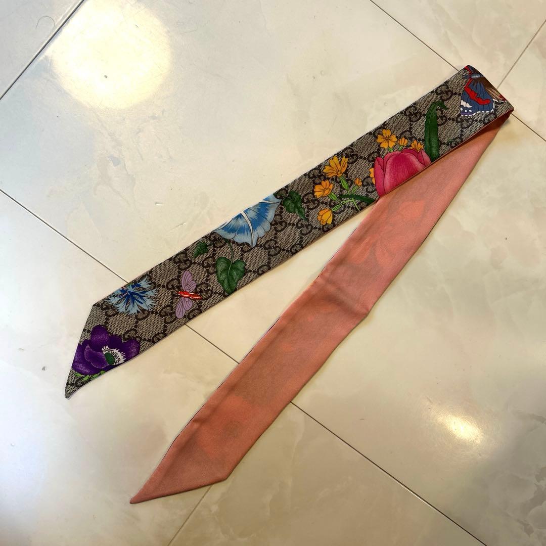 《12/16迄特価》 GUCCI スカーフ　桃　GGフローラプリントシルクリボン