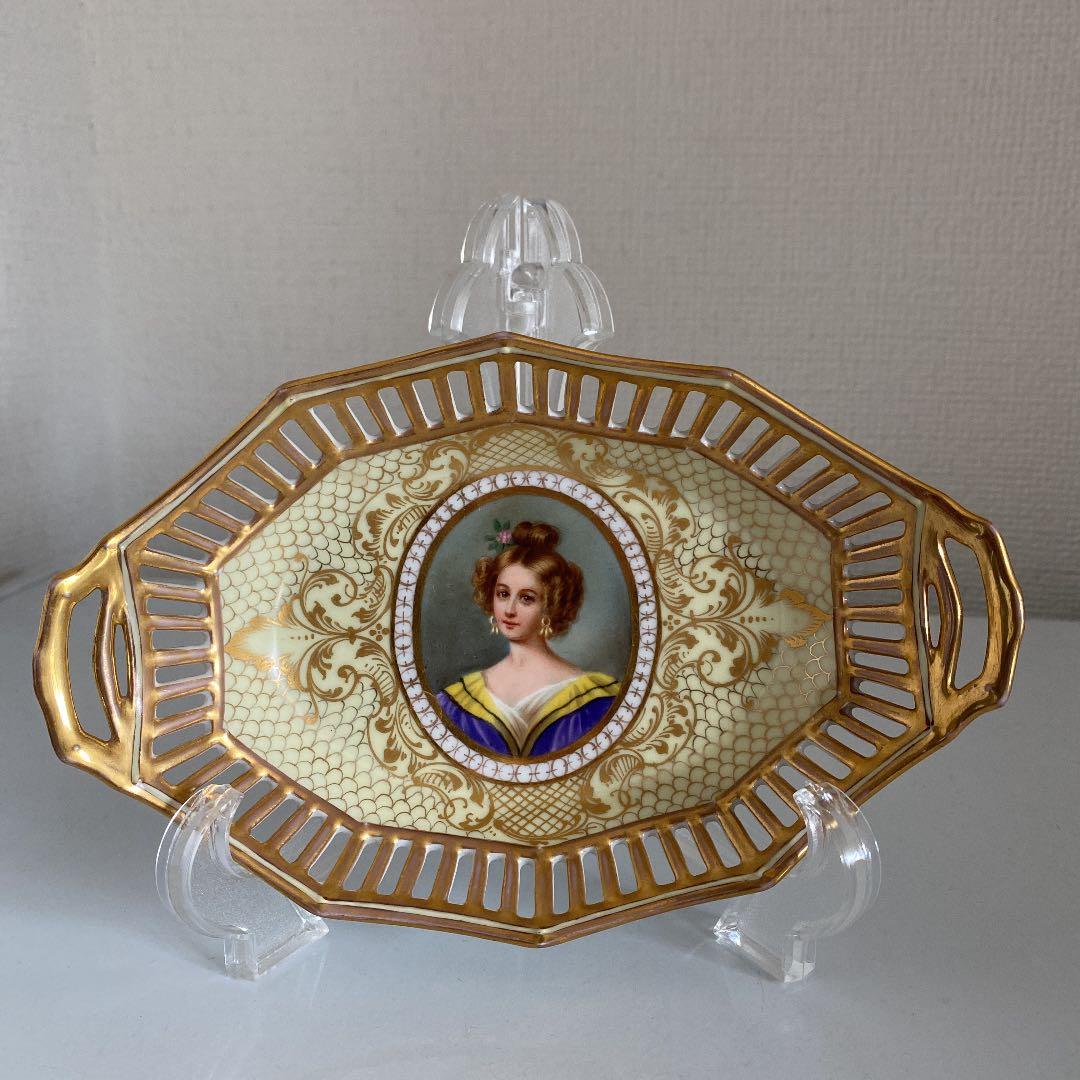 アンティーク飾り皿　貴婦人文