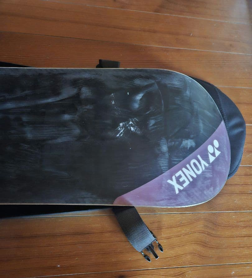 YONEX LUVARTH ヨネックス ラヴァース　ラバース　スノーボード