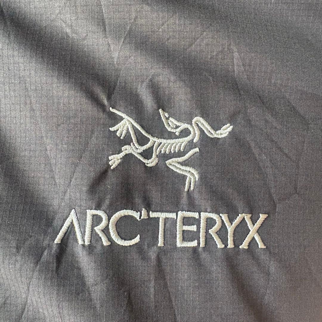 ARC'TERYX メンズ ブラック マウンテンパーカー