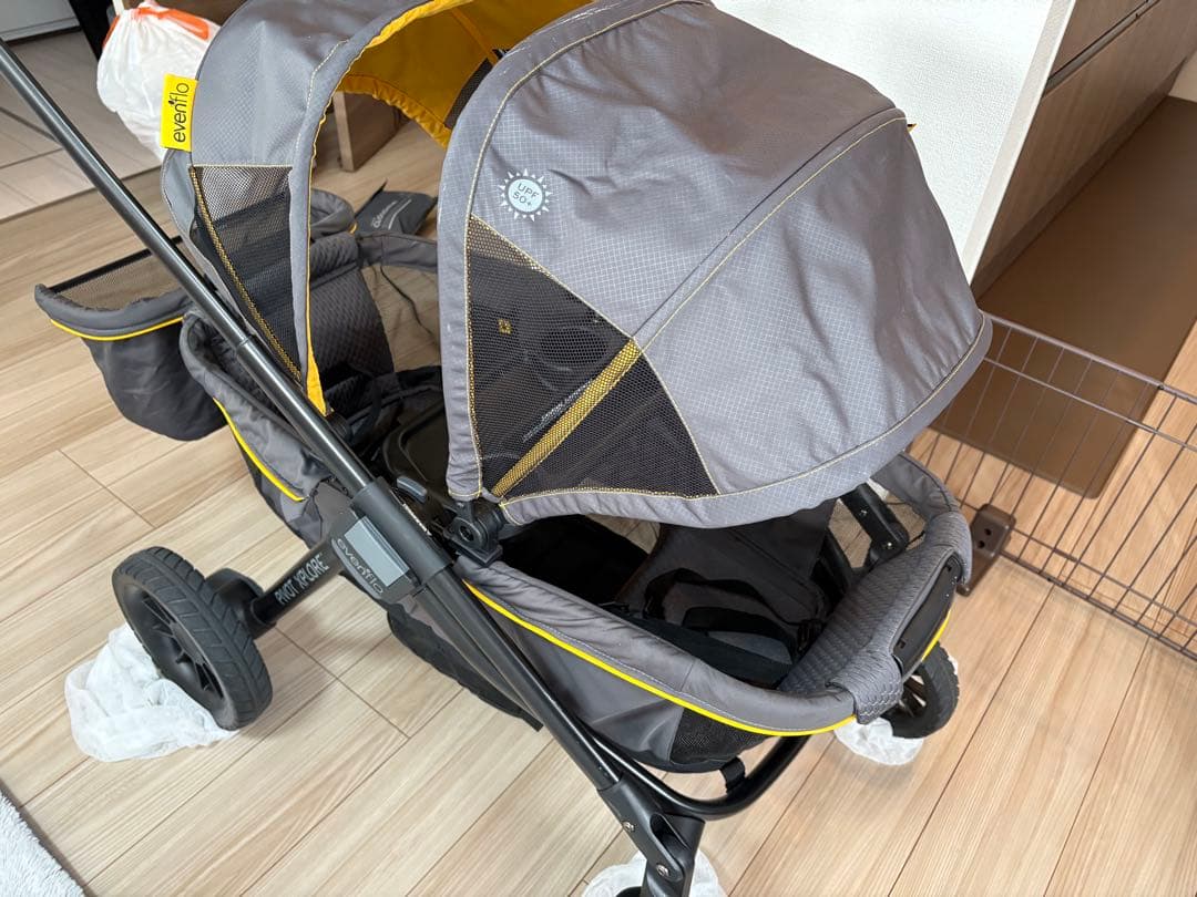 ゆ*こ様 [クリスマスセール]PIVOT XPLORER ベビーカー