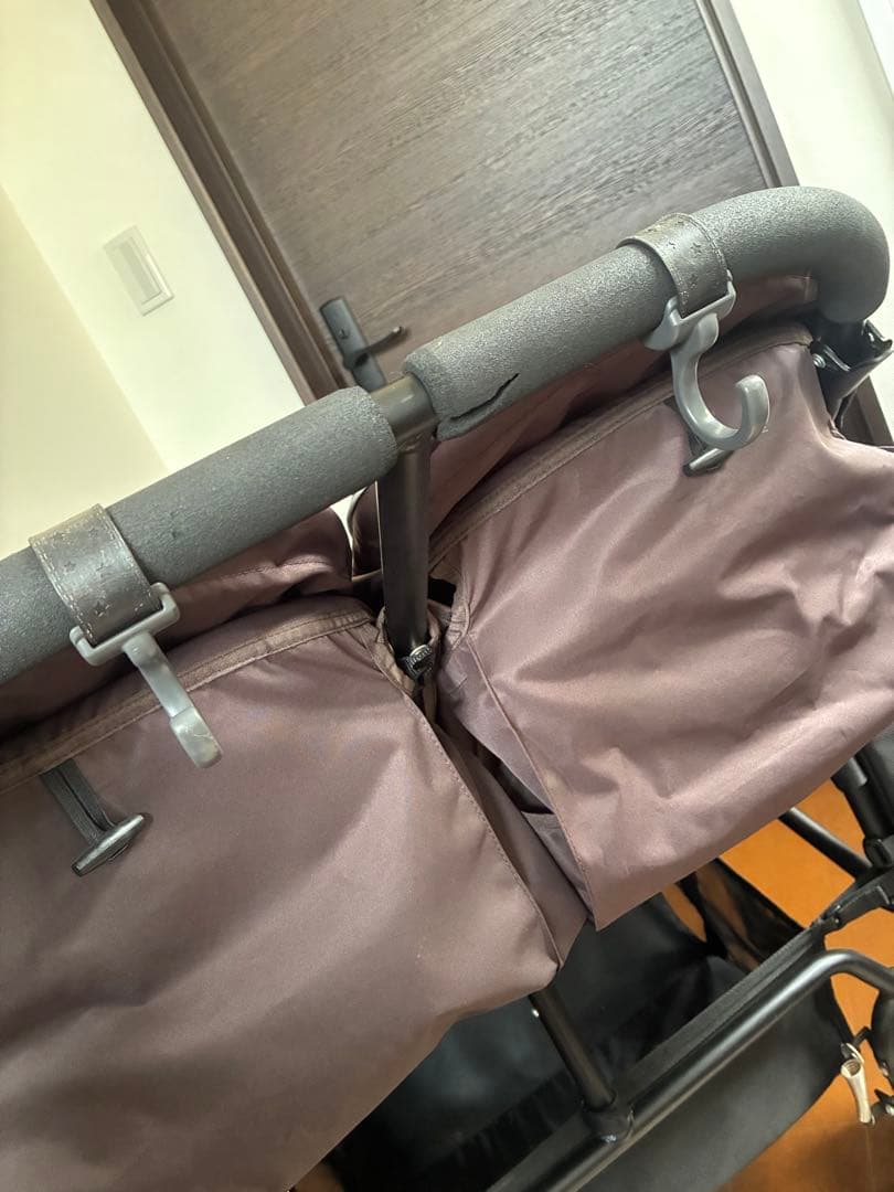 エアバギー　ココダブル⭐︎レインカバー付き