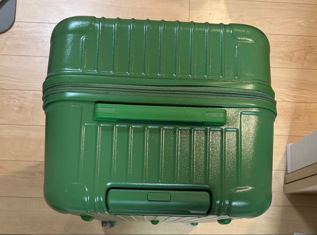 キャリーケース