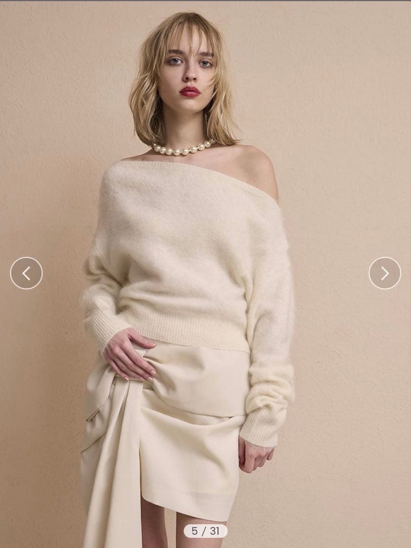 アイボリー オフショルダー ニット　eimy istoire