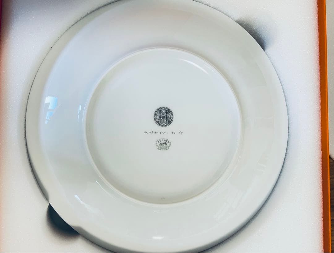 完売商品 エルメス HERMES モザイクプラチナ プレート21cm ２枚セット