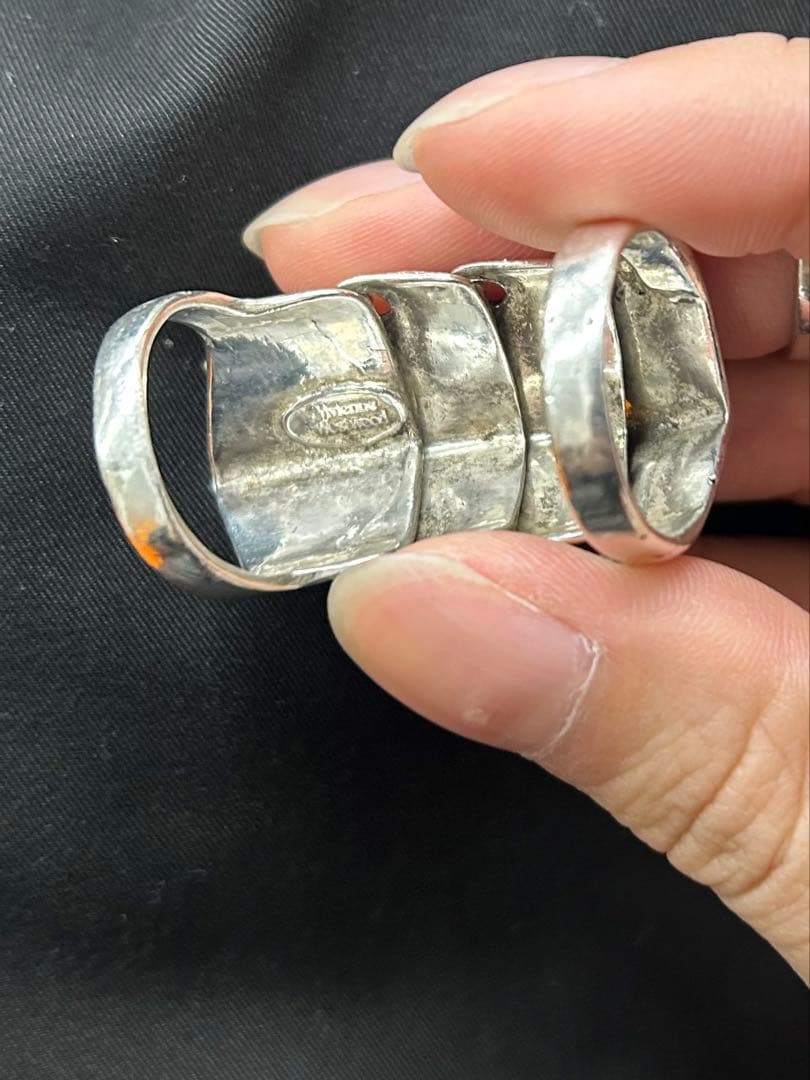 Vivienne Westwood アーマーリング