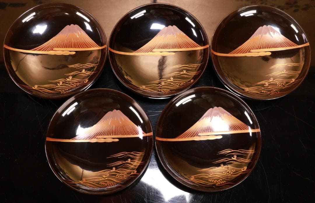 BJ021　時代輪島　雲上富士図金蒔絵　吸物椀　五客　木製　茶道具　懐石　菓子