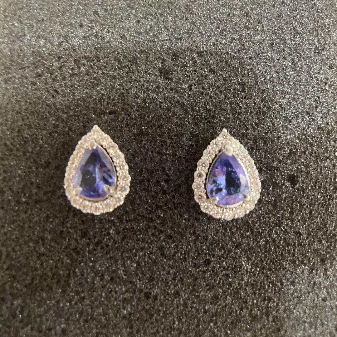 じゅんこダンザナイトダイヤピアス