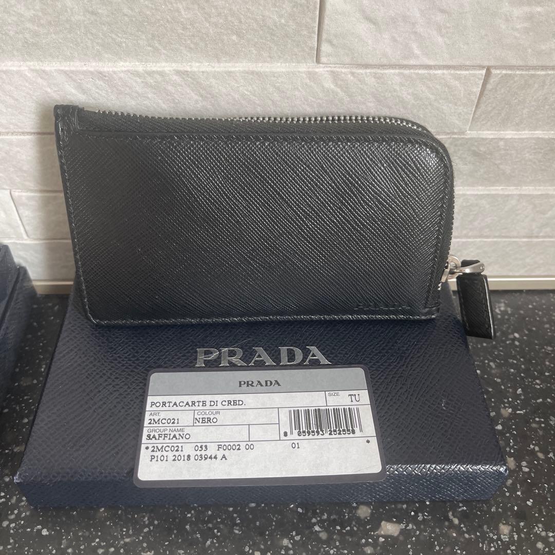PRADAプラダ ポルタカルト・ディ・クレディト カードケース本革黒 美品