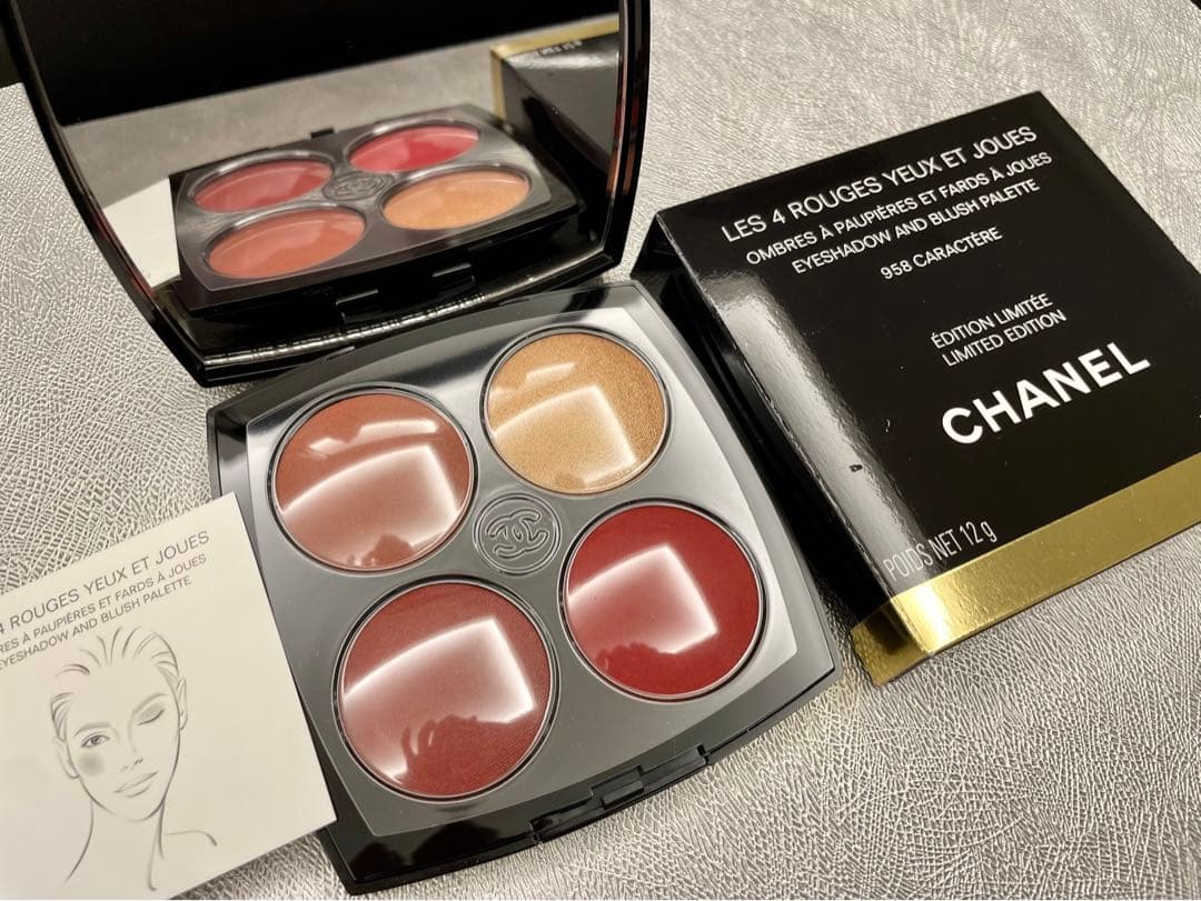 新作シャネル　レ キャトル ルージュユーエ ジュ アイ&チークパレット958