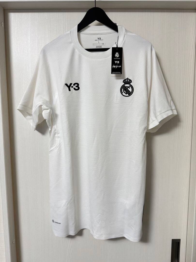 ☆新品未着用タグ付き Y-3 レアル・マドリード コラボユニフォーム　Lサイズ