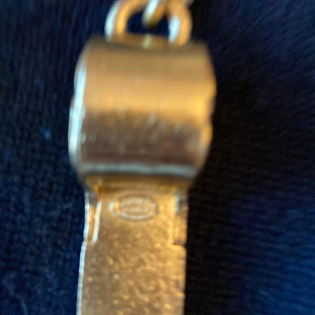 CHANEL　ゴールド ホイッスル型キーホルダー