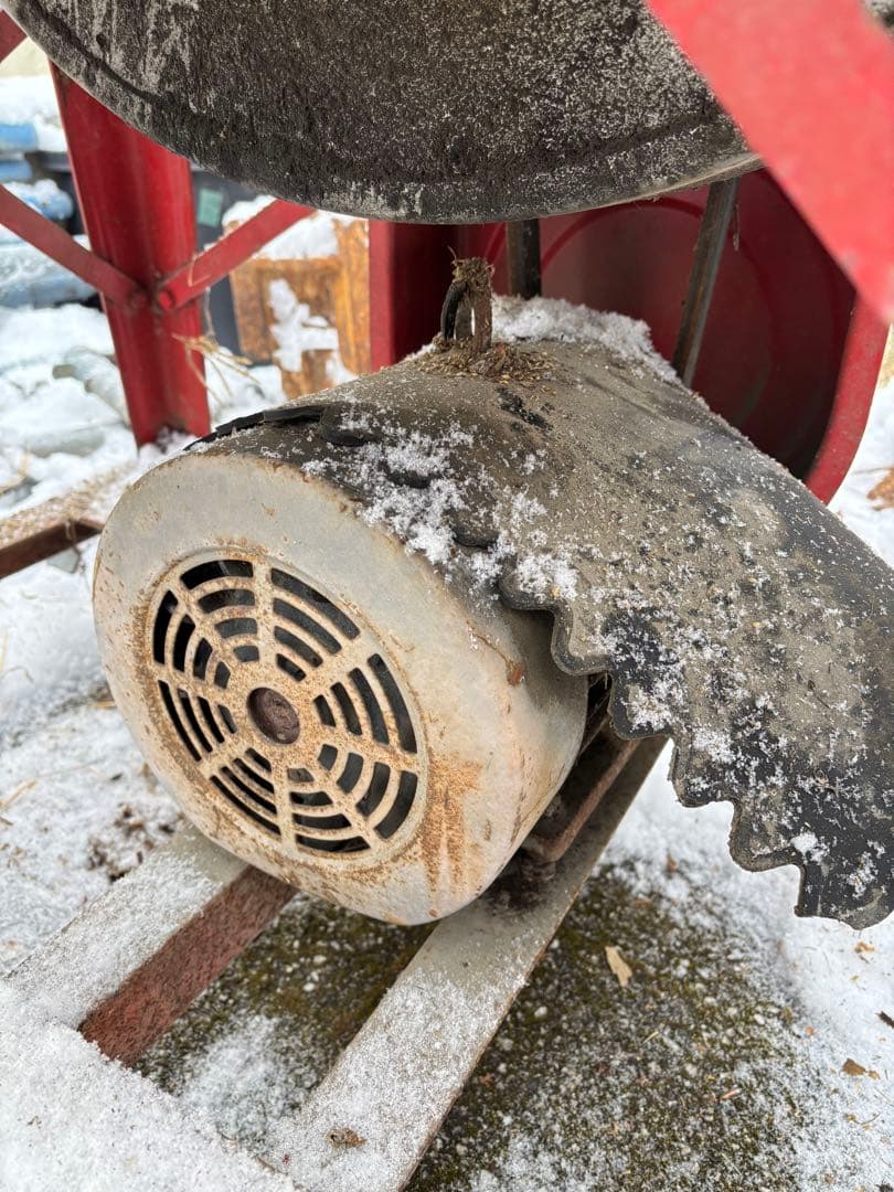 飼料チョッパー、しばしば「草刈り機。長野県飯田市、（引取限定）