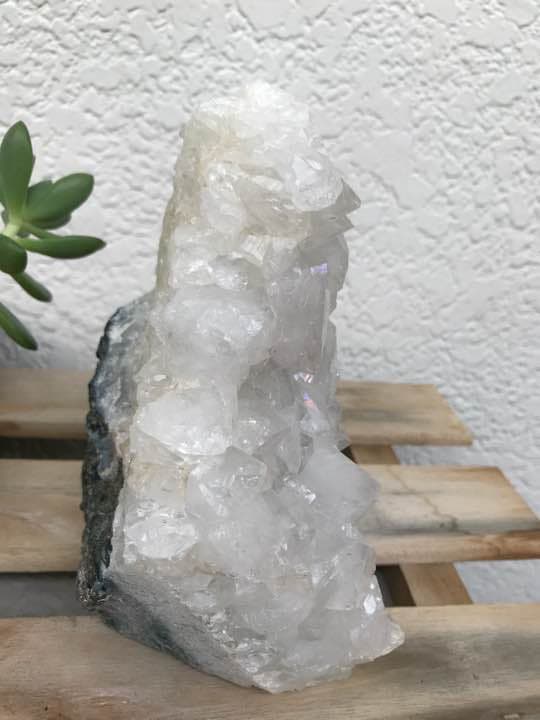 ★大幅お値下げ中★レアアイテム！イリデッセント水晶 (インド産) 虹がたくさん♪