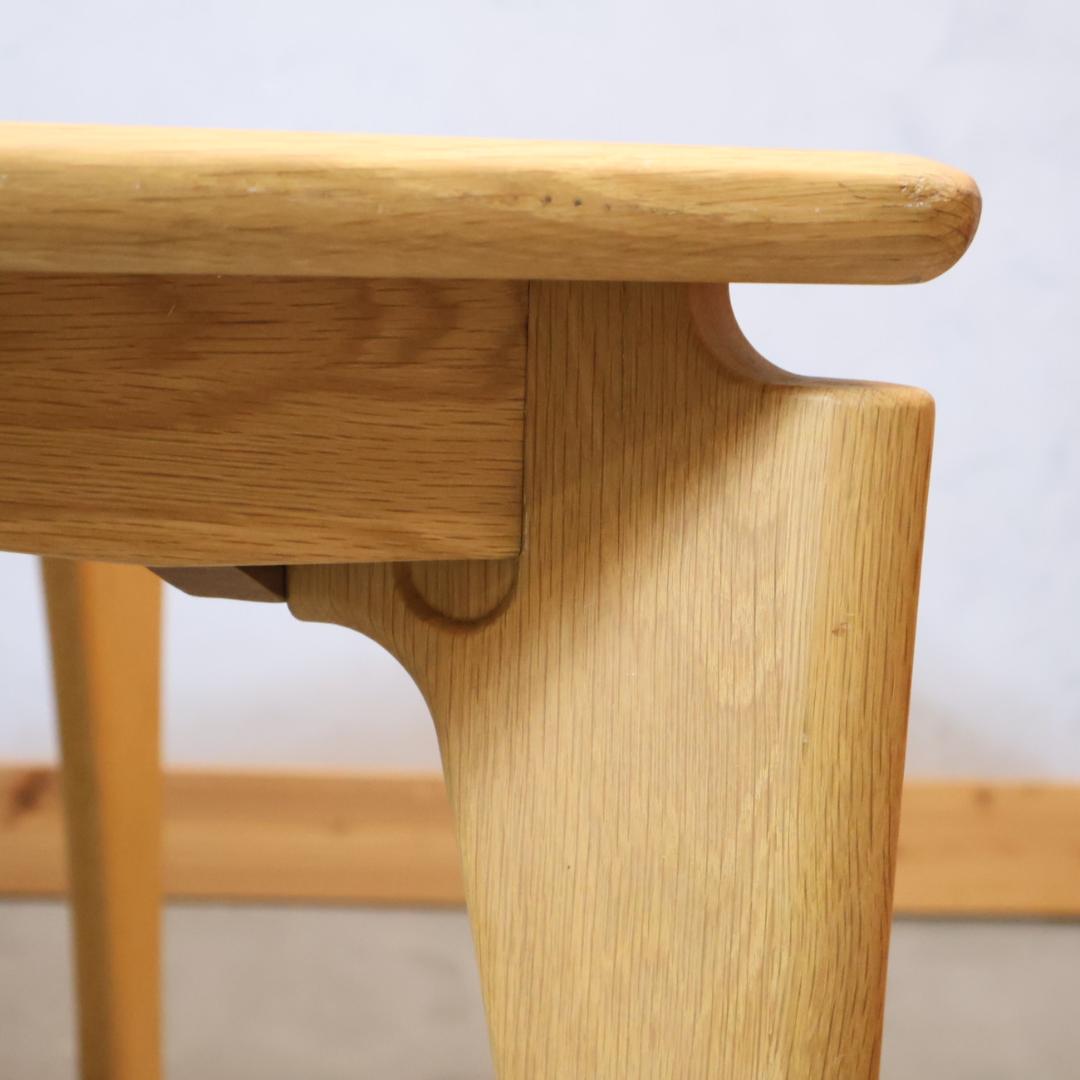 Sturd スタード オーク材 ダイニングテーブル 天然木 4人用 食卓