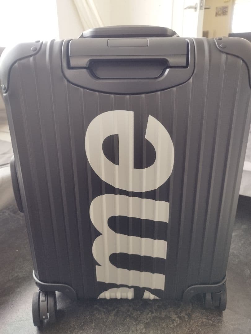 Supreme RIMOWA キャリーケース 45L