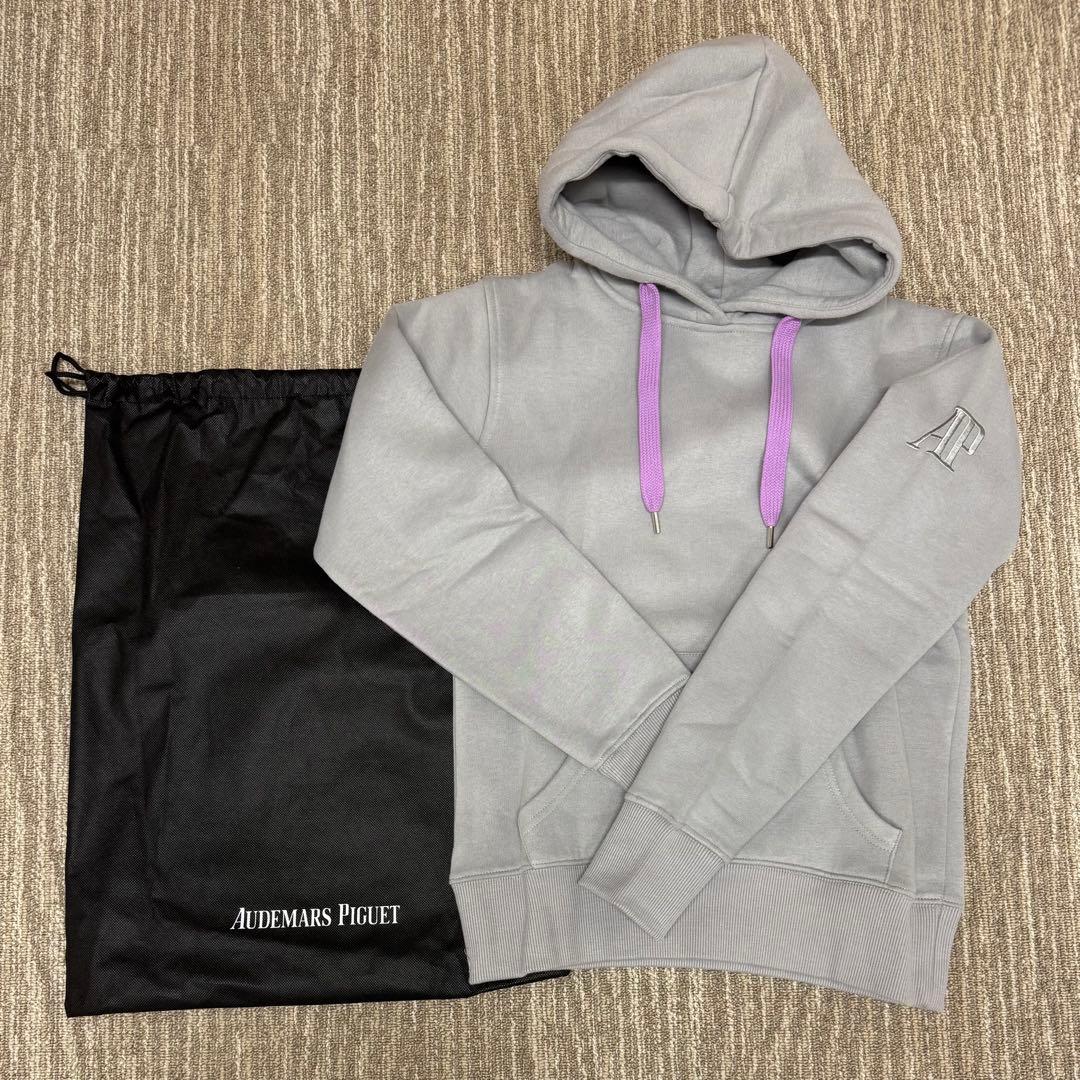 オーデマピゲ　レディース Sサイズ　グレー パーカー