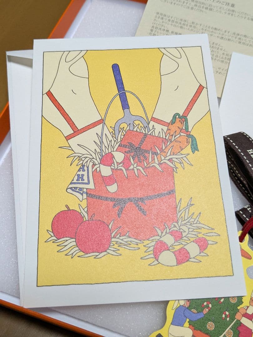 新品、未使用　HERMES パンプレート　Hデコ　 円形皿 白１４cm　１枚