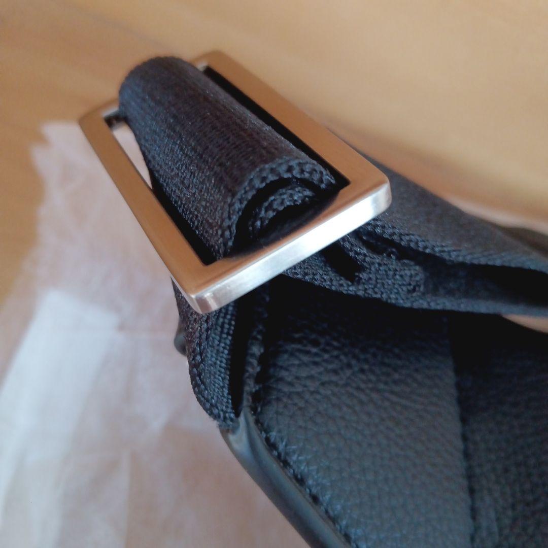 12/18までお値下げ！カルバンクライン　ウエストバッグ