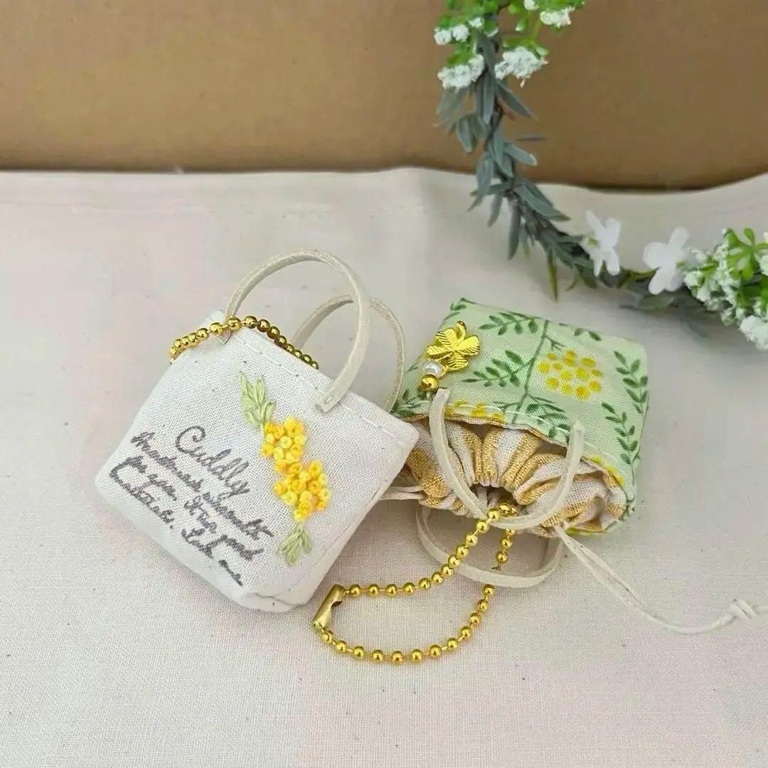 2405-33 ミニチュアトート・巾着トートサシェ 香り袋 ミモザ ライム 刺繍